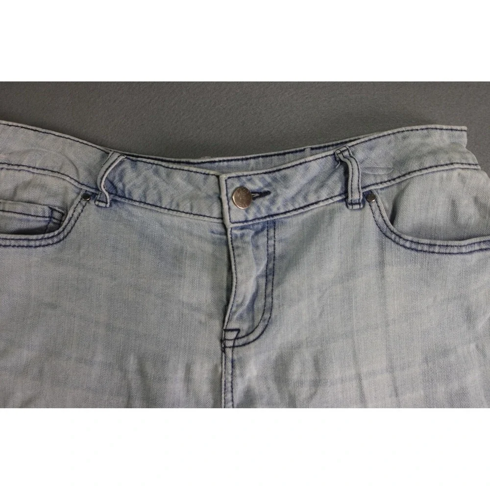 Elle Denim Shorts Light‎ Wash Minimalist Boho Y2K Blue Cotton Blend Size 12